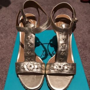 New in Box Jack Rogers Wedges Size 7.5